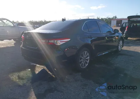 2020 Toyota Camry Le из США, поврежденный, VIN 4T1C11AK4LU980406